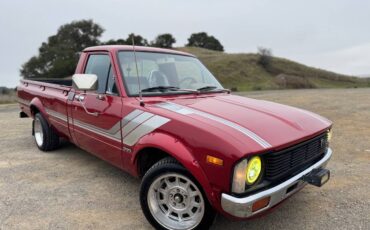 Toyota-pickup-1983-3