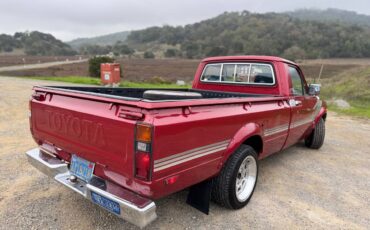 Toyota-pickup-1983-6
