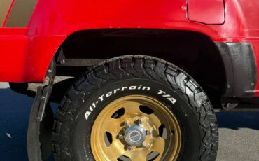 Toyota-pickup-1985-13