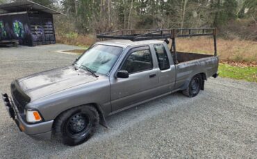 Toyota-pickup-1989-3