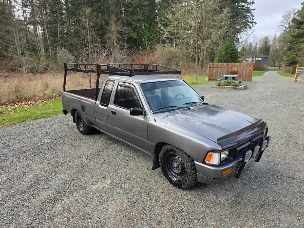 Toyota-pickup-1989-4