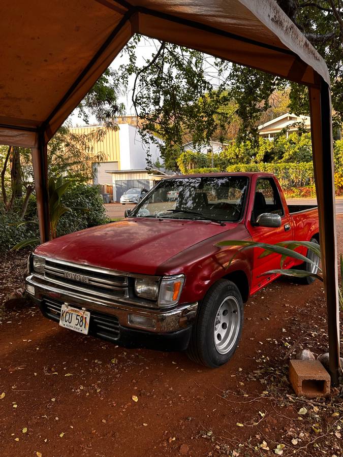 Toyota-pickup-1989-red-1