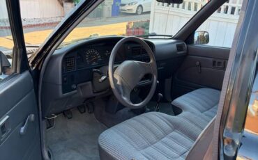 Toyota-pickup-1990-black-5