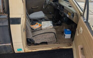 Toyota-pickup-4x4-1980-4