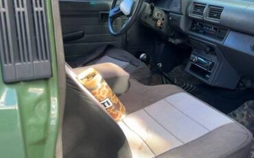 Toyota-pickup-4x4-1987-green-3