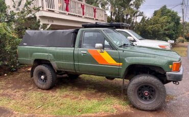 Toyota-pickup-4x4-1987-green-5
