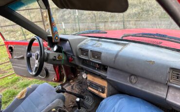 Toyota-pickup-4x4-1987-red-2