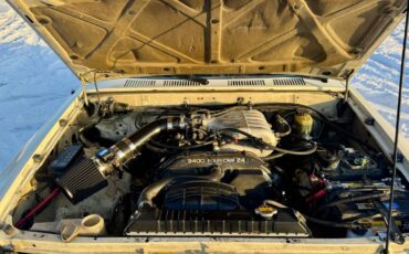 Toyota-pickup-4x4-1993-14