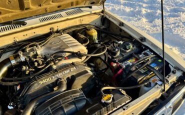 Toyota-pickup-4x4-1993-16