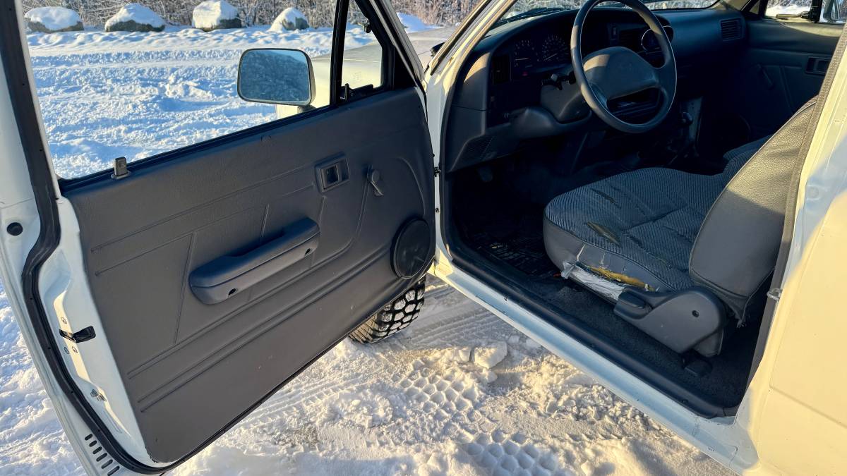 Toyota-pickup-4x4-1993-8