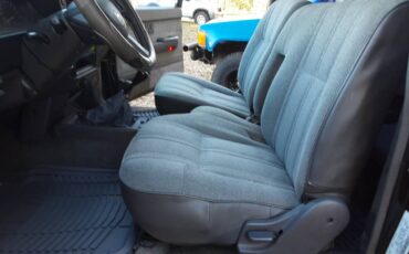 Toyota-pickup-4x4-sr5-1990-black-8