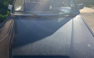 Toyota-pickup-truck-1988-black-2