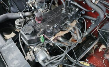 Toyota-pickup-truck-1988-custom-2