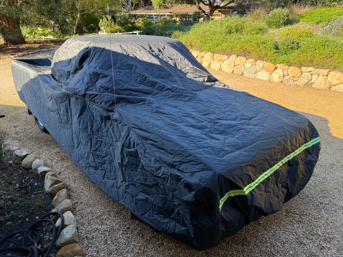 Toyota-pickup-truck-diesel-1985-blue-1