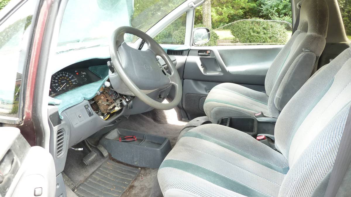 Toyota-previa-1992-custom-13