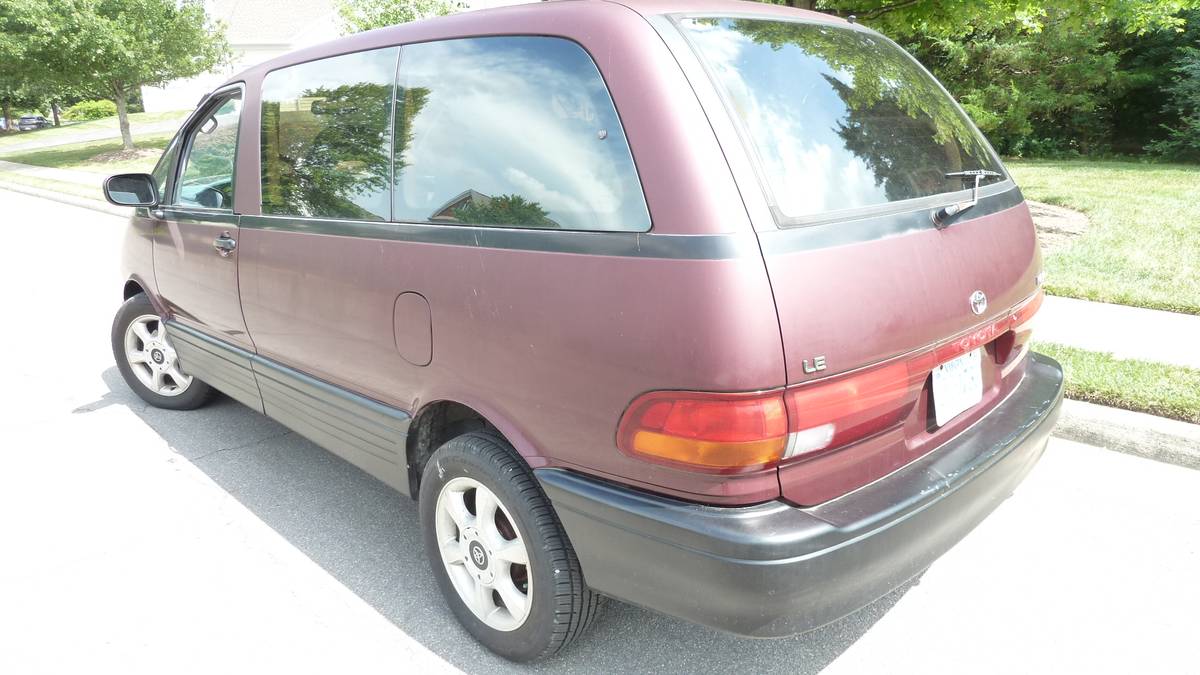 Toyota-previa-1992-custom-15