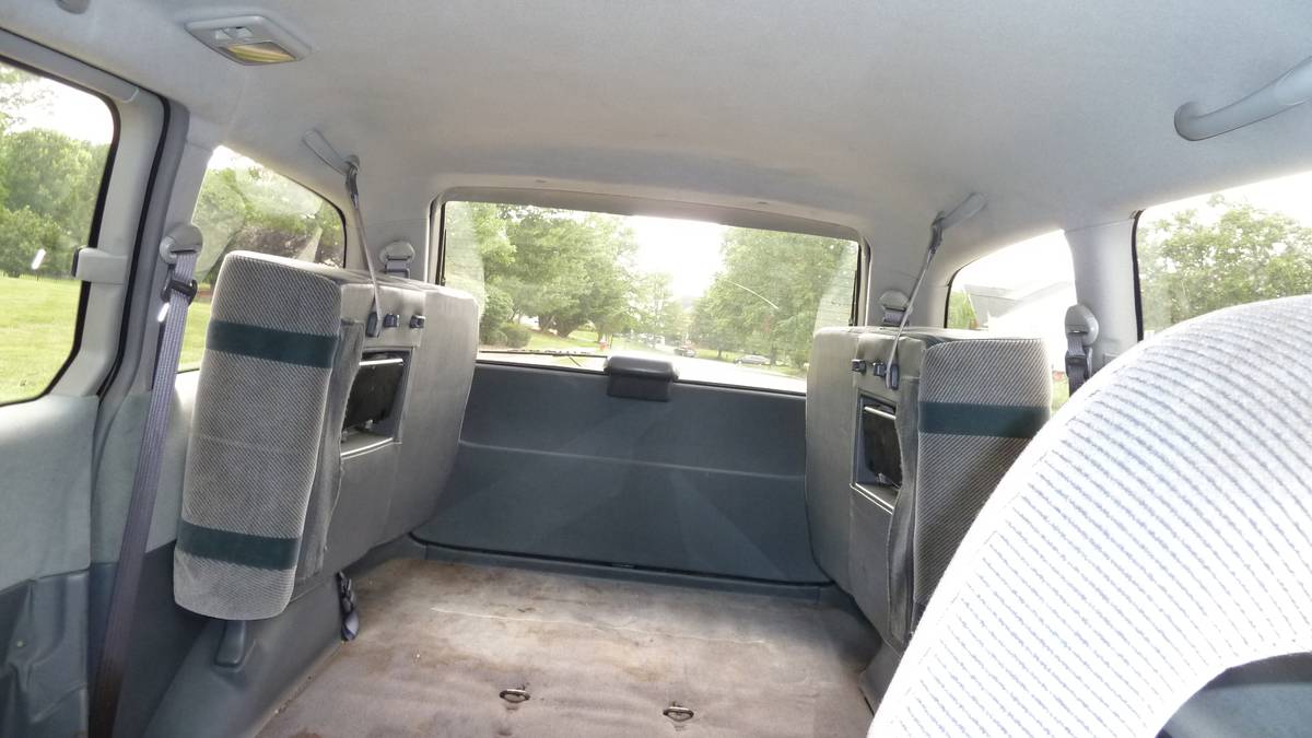 Toyota-previa-1992-custom-21