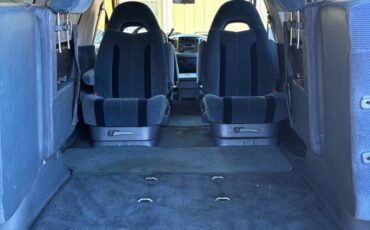 Toyota-previa-1993-white-3