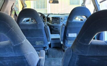 Toyota-previa-1993-white-7