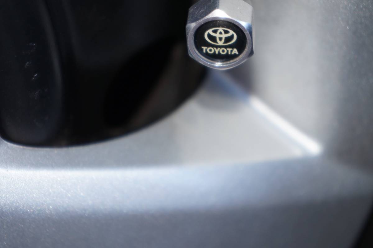 Toyota-previa-1995-white-5