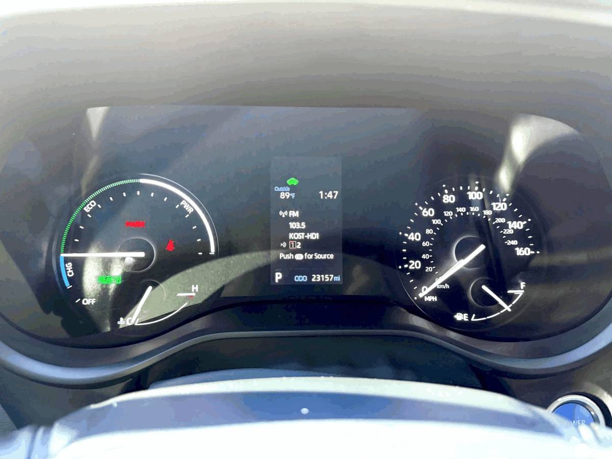 Toyota-sienna-xse-hybrid-1969-5