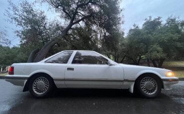 Toyota-soarer-1987-white-2