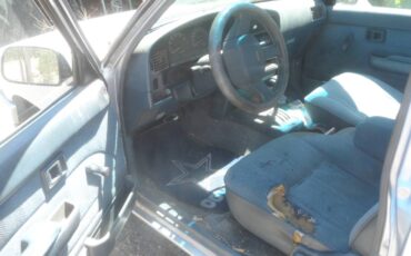 Toyota-sr5-1990-blue-4