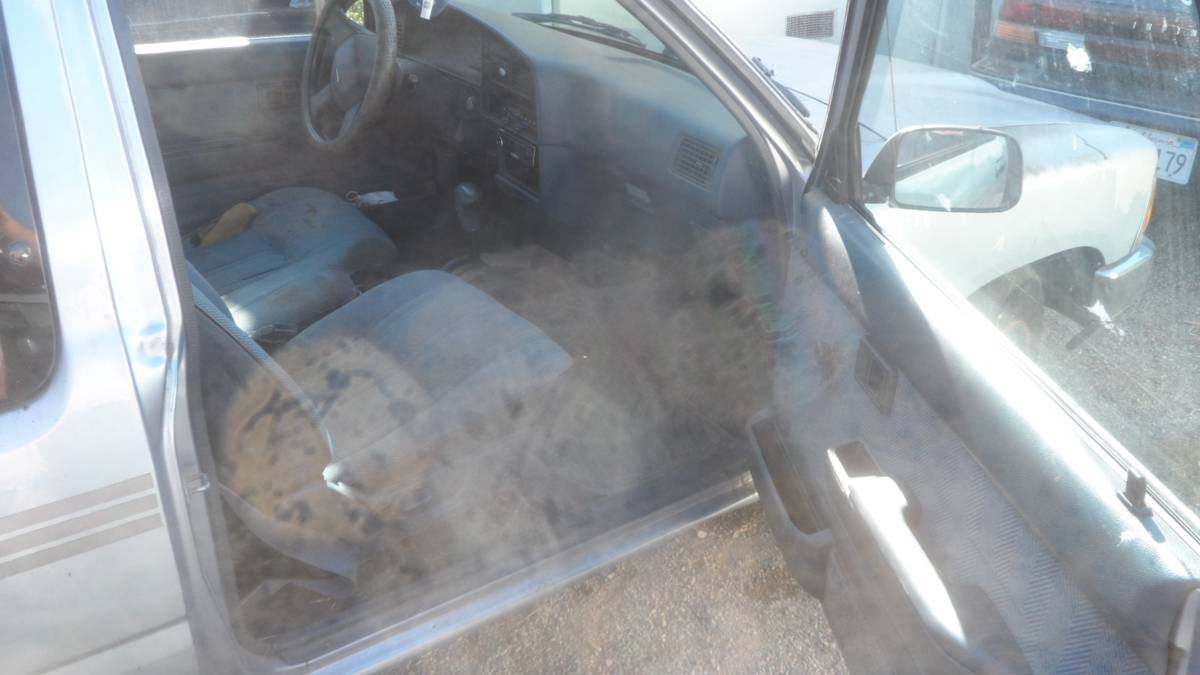 Toyota-sr5-1990-blue-5