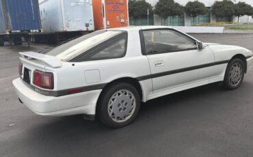 Toyota-supra-1987-white-3