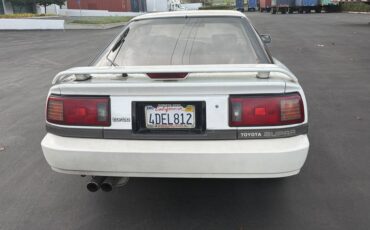 Toyota-supra-1987-white-4