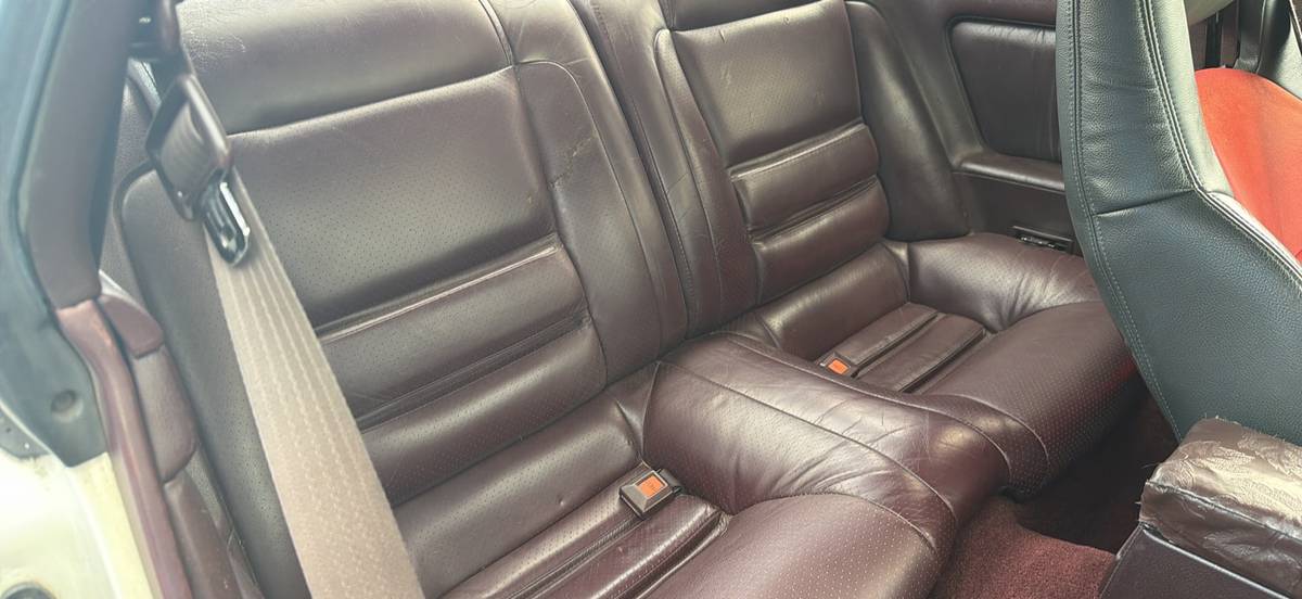 Toyota-supra-1987-white-8