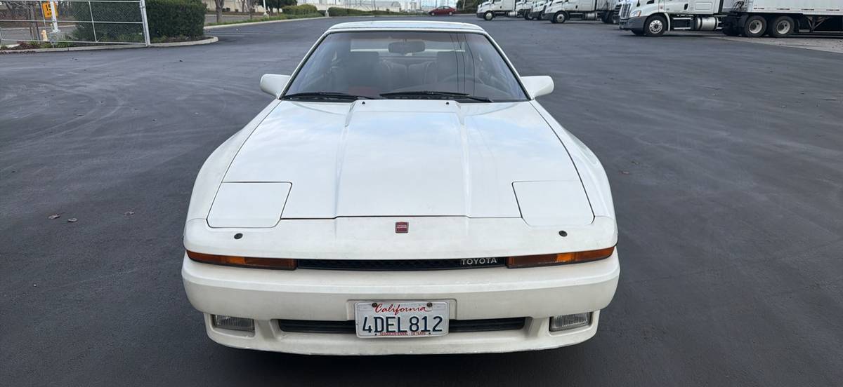 Toyota-supra-1987-white