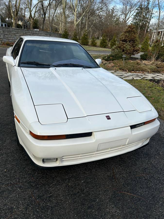 Toyota-supra-1989-white