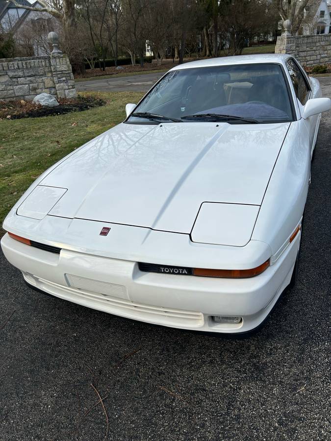 Toyota-supra-1989-white-5