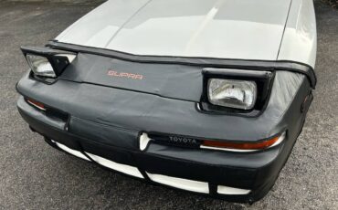 Toyota-supra-1989-white-6
