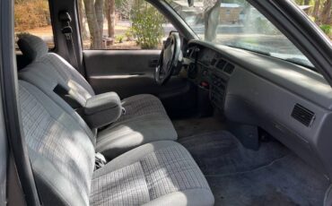 Toyota-t-100-1995-grey-3