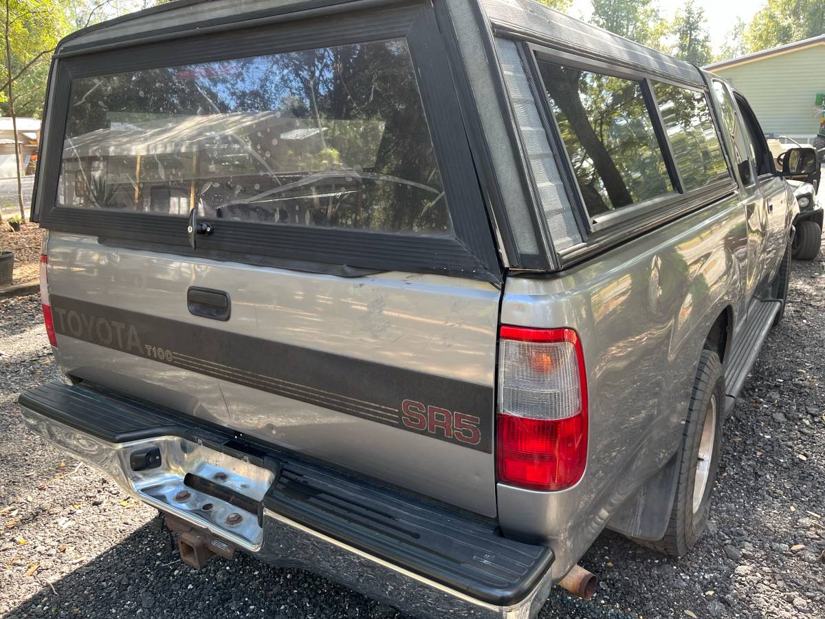 Toyota-t-100-1995-grey-7