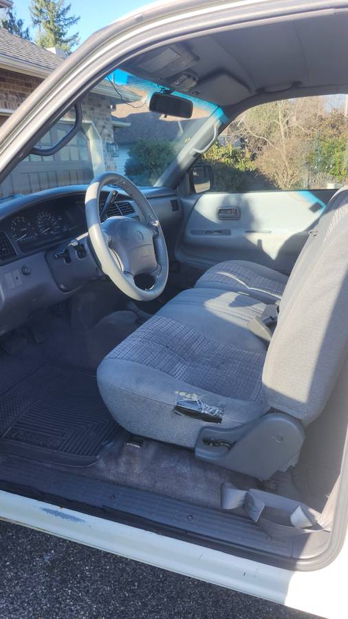 Toyota-t100-4x4-1996-white-10