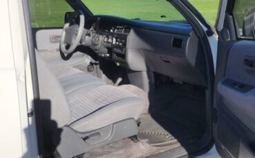 Toyota-t100-4x4-1996-white-7