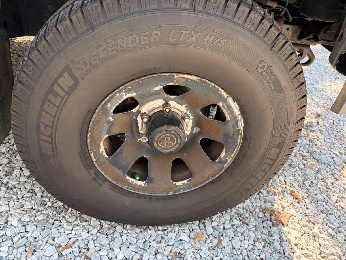 Toyota-t100-dx-4wd-1994-brown-3