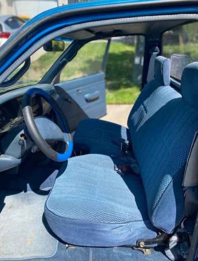 Toyota-tacoma-1995-2