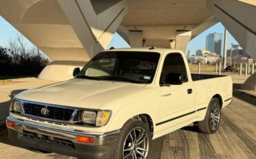 Toyota-tacoma-1995-white