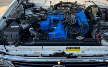 Toyota-tacoma-1995-white-4