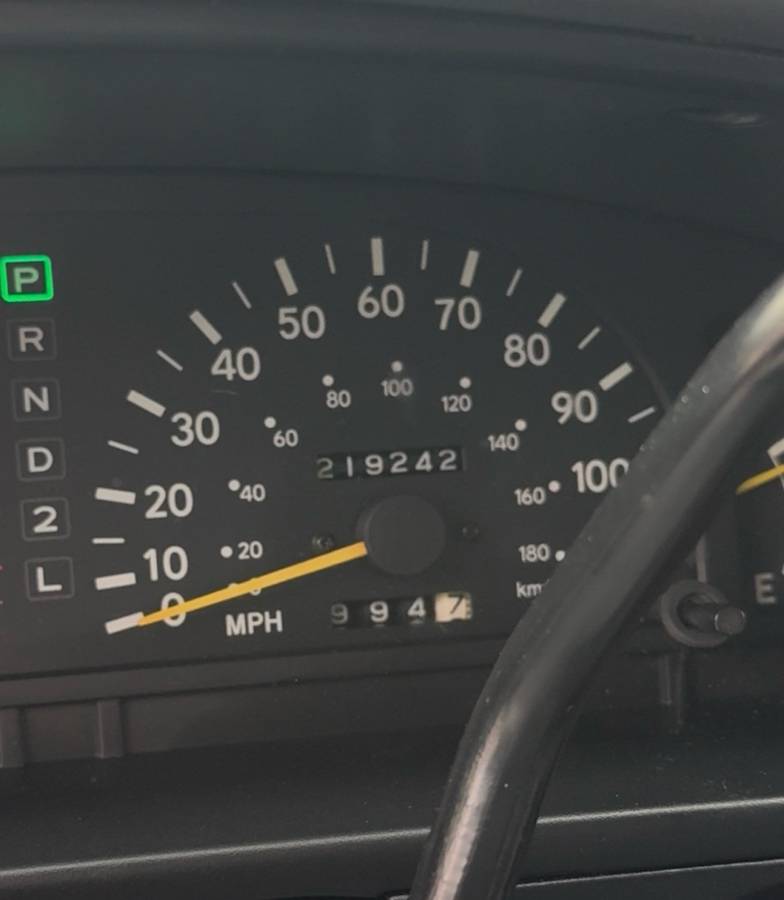 Toyota-tacoma-1995-white-5