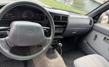 Toyota-tacoma-2wd-1996-16