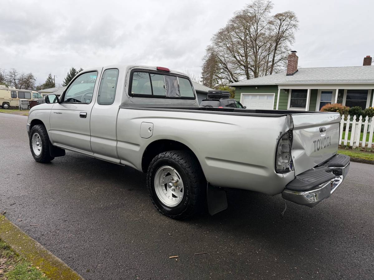 Toyota-tacoma-2wd-1996