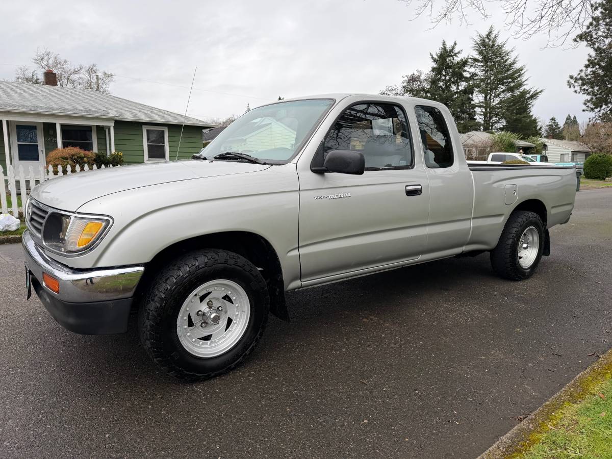 Toyota-tacoma-2wd-1996-2