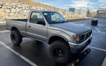 Toyota-tacoma-4wd-1995