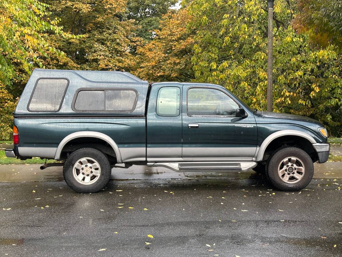 Toyota-tacoma-4wd-1996-green-12