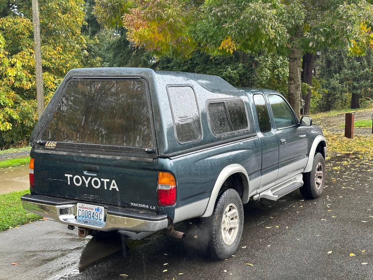 Toyota-tacoma-4wd-1996-green-14